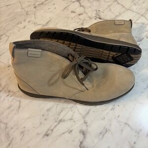 Columbia Men's Waterproof Chukka Boots Beige Leather Lace Up Size 11.5